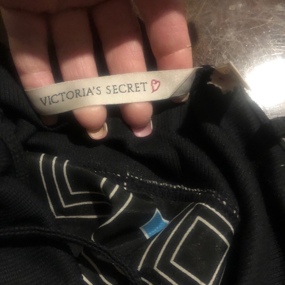 Victoria’s Secret vintage geometric satin chemise S - Picture 2 of 7